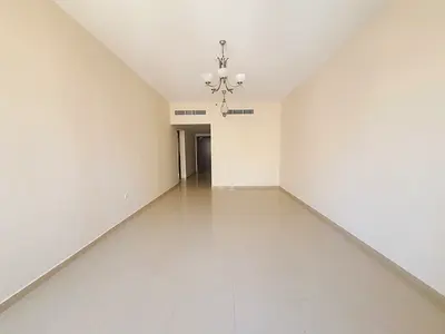 Hote offer 1bhk with full open windows and 2 washroom and inside parking price 41k