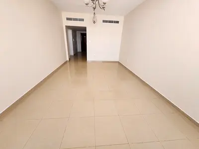 Spacious 1bhk with parking and 2 bath