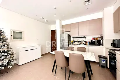 Elegant Layout | Rented | Well Priced Unit