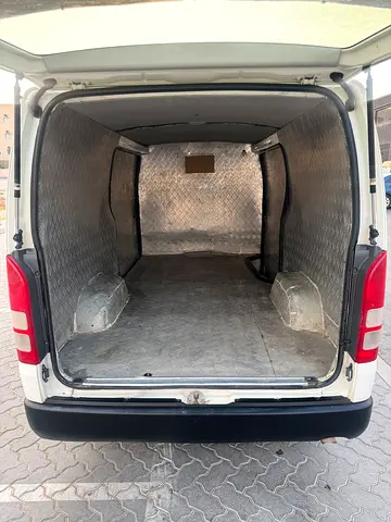 2015 Toyota HIACE 照片 10