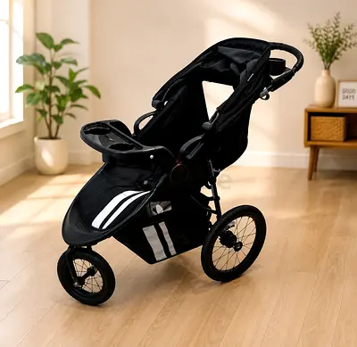 Lightweight foldable baby stroller in good condition