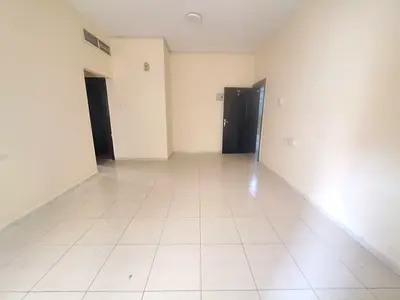 Lavish 1bhk good building muwailah sharjah rent in just 30k