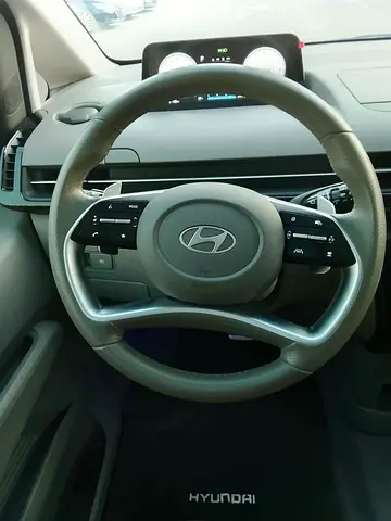 2025 Hyundai STARIA photo 15