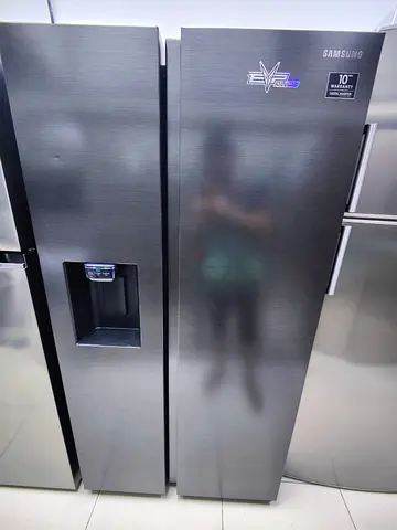 Samsung Side-by-Side Refrigerator - with water dispenser ice maker Stainless, freestanding
