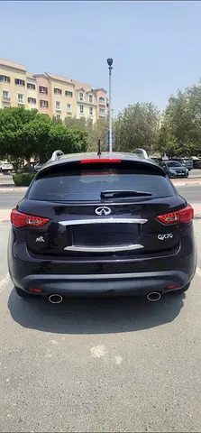 صورة 2 لـ 2017 Infiniti QX70