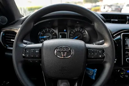 صورة 15 لـ 2026 Toyota HILUX