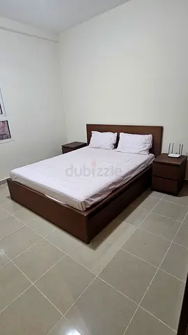 Al Khail Gate: Fully furnished room available for Couples, Ladies or Executive Bachelors