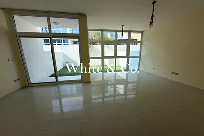 Stunning | Upgraded kitchen | 3 bed+maid