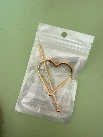 Elegant Gold Heart Shape Hair Pin Clip