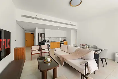 EXCLUSIVE DEAL | LOW FLOOR | BEACH ACCESS