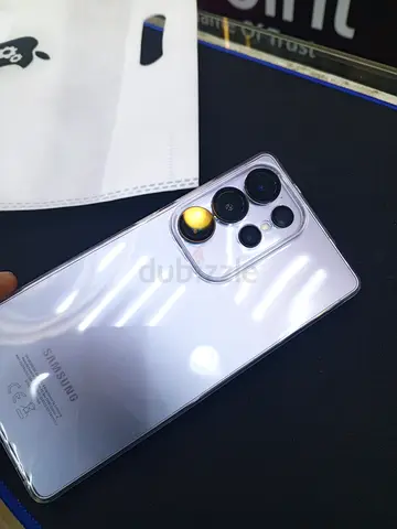 Samsung Galaxy () - Good condition, clear case included