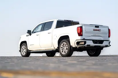 صورة 4 لـ 2023 GMC SIERRA