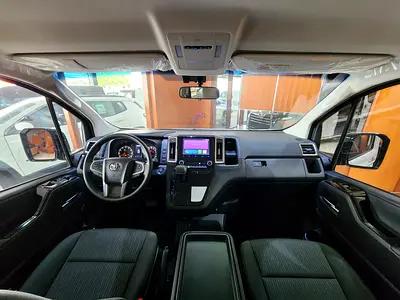 2026 Toyota GRANVIA — фото 18