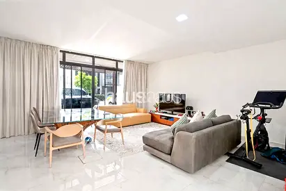 4 Bed + Maids | Fully Furnished | Fully Upgraded