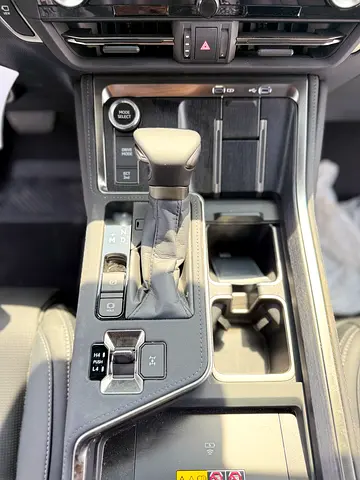 صورة 16 لـ 2026 Lexus GX-SERIES