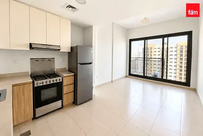Bright 1br | Mid Floor | Una Apartments