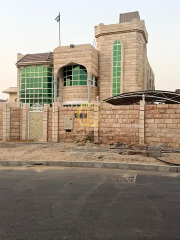 Villa for Sale in Al Rumaqiyah Wasit Sharjah 13,200 SqFt 5 Master Bedrooms Freehold for UAE Citizens and GCC Nationals