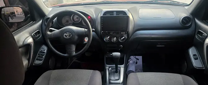 2004 Toyota RAV 4 照片 10