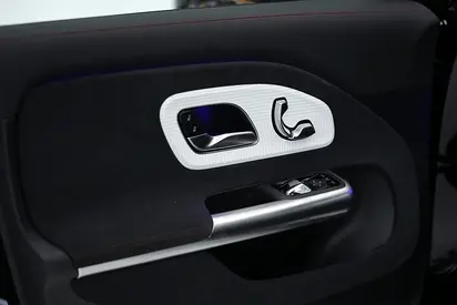 2027 Mercedes-BENZ CLA photo 13