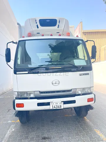 Nissan UD PK210 2013 model freezer truck 12 TON
