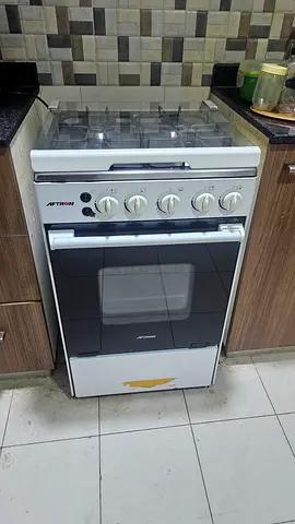 Cooking Range - 4 Burner with Oven