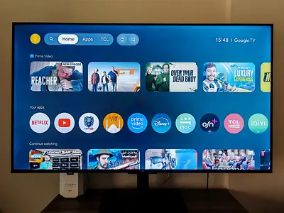 55-inch TCL Smart LED TV in excellent Condition (Google TV) with High quality tabletop stand
