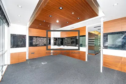 Luxurious | Fully Fitted | Multiple Cabins