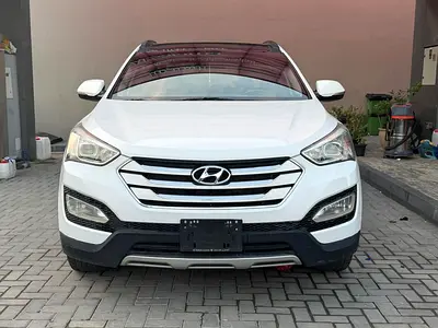 Hyundai Santa Fe Limited 2015 | GCC Specs | Top Option
