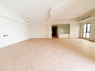 Specious 5 badroom villa with maid room and wardrobe and 2 kitchen in al hoshi price 175k