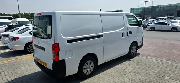 صورة 6 لـ 2018 Nissan URVAN
