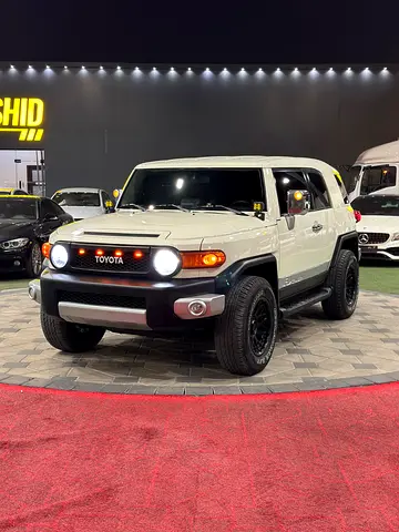 TOYOTA FJ CRUISER 2015 — GCC