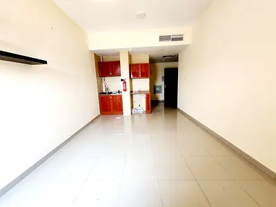 Big hall studio available only 23k
