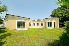 Vacant | Spacious Plot | Ready to Move In