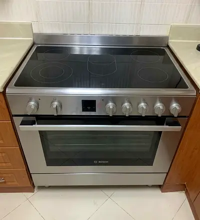 Bosch 5 Ceramic Hobs Cooker HKK99V850M