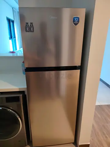 Midea Top Freezer Fridge