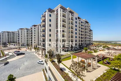 Cozy Luxury Living | Great Amenities | Golf View