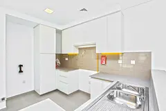 CORNER UNIT | LARGE PLOT | DIRECT ON POOL & PARK