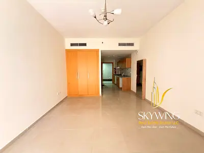 Unfurnished | Open Kitchen | Multiple Chq