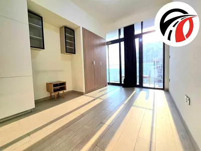 Nice studio apt / Best price/ chiller Free/ boulevard view