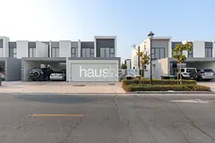Family Villa | Modern and Inviting | Garden