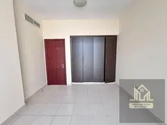 specious appartment with wardrobe and balcony in just 32k