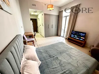 MODERN UNIT I FULLY FURNISHED AND SERVED
