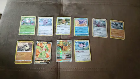 Pokémon Card commons 9 and 1 rare