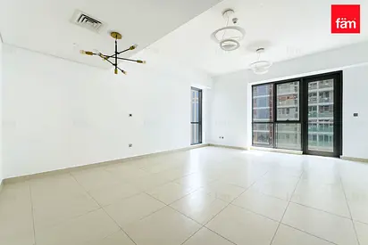 Largest In The Building | Vacant | Mid Floor