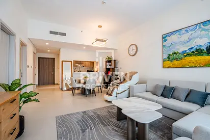 Fully Furnished | Short-term Rent | Unique Layout
