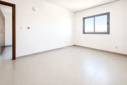 PRIME LOCATION | HUGE LAYOUT | READY TO MOVE