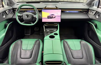 2025 Lotus ELETRE 照片 16