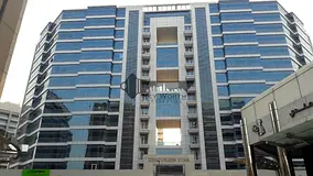 Nicely fitted with partitions I furnished I Near to Metro station
