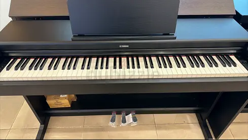 Yamaha YDP 165