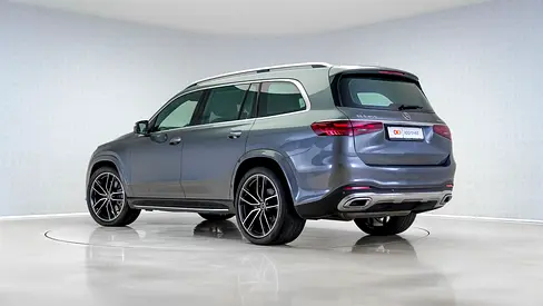 2025 Mercedes-BENZ GLS — фото 2